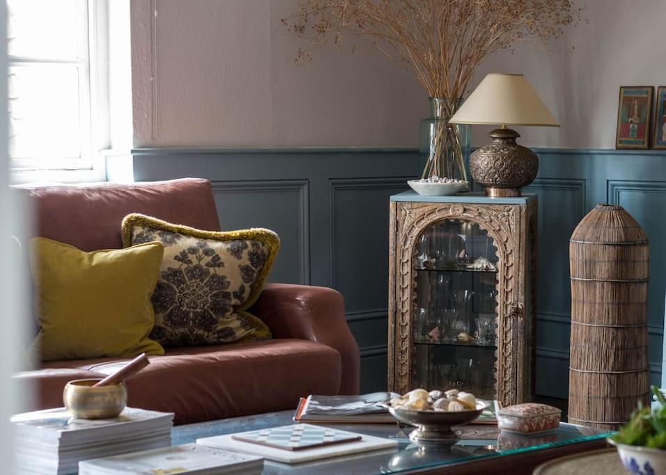 Sarah'S - A Townhouse Apartment In Georgian Holt โฮลท์ ภายนอก รูปภาพ
